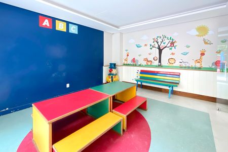 Apartamento para alugar com 127m², 4 quartos e 3 vagasÁrea comum - Brinquedoteca