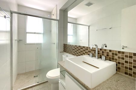 Apartamento para alugar com 127m², 4 quartos e 3 vagasBanheiro