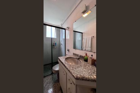 Apartamento à venda com 170m², 3 quartos e 2 vagasbanho