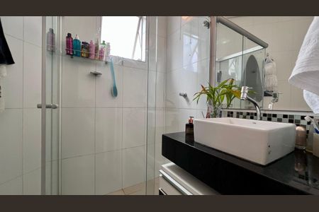 Apartamento à venda com 170m², 3 quartos e 2 vagasbanho