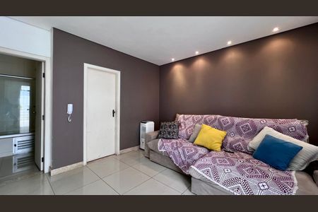 Apartamento à venda com 170m², 3 quartos e 2 vagassala 