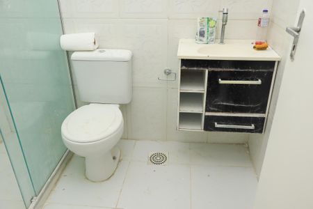 Apartamento para alugar com 78m², 4 quartos e sem vaga Apartamento para alugar com 78m², 4 quartos e sem vagaBanheiro