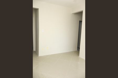 Apartamento para alugar com 78m², 4 quartos e sem vaga Apartamento para alugar com 78m², 4 quartos e sem vagaSala