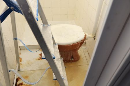 Apartamento para alugar com 78m², 4 quartos e sem vaga Apartamento para alugar com 78m², 4 quartos e sem vagaBanheiro de serviço