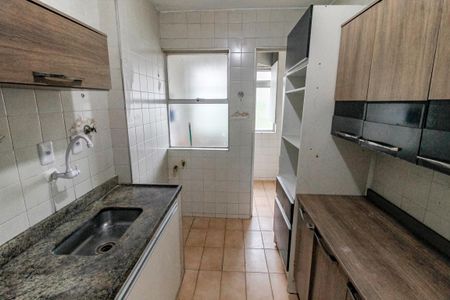 Apartamento para alugar com 70m², 2 quartos e 1 vaga Apartamento para alugar com 70m², 2 quartos e 1 vagaCozinha - Armários