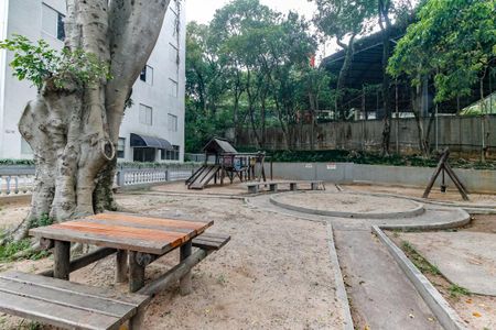 Apartamento para alugar com 70m², 2 quartos e 1 vaga Apartamento para alugar com 70m², 2 quartos e 1 vagaÁrea comum - Playground