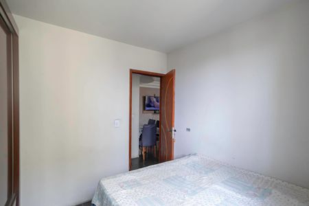 Quarto 2 de apartamento para alugar com 2 quartos, 47m² em Floramar, Belo Horizonte