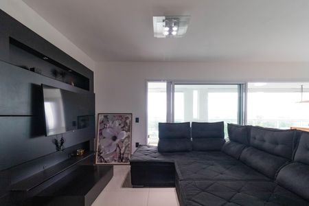Apartamento para alugar com 242m², 5 quartos e 3 vagas Apartamento para alugar com 242m², 5 quartos e 3 vagasSala