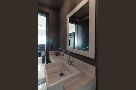 Apartamento para alugar com 242m², 5 quartos e 3 vagas Apartamento para alugar com 242m², 5 quartos e 3 vagasLavabo