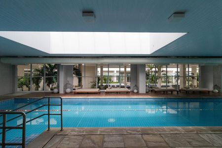 Apartamento para alugar com 242m², 5 quartos e 3 vagas Apartamento para alugar com 242m², 5 quartos e 3 vagasPiscina Coberta