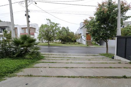 Casa para alugar com 220m², 4 quartos e 4 vagas Casa para alugar com 220m², 4 quartos e 4 vagasGaragem