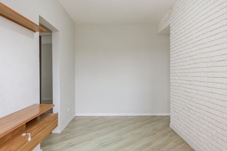 Sala de apartamento para alugar com 2 quartos, 54m² em Jardim Monte Alegre, Taboão da Serra