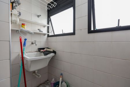 Apartamento para alugar com 54m², 2 quartos e 1 vagaÁrea de Serviço