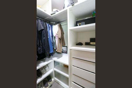 Apartamento para alugar com 46m², 1 quarto e 1 vaga Apartamento para alugar com 46m², 1 quarto e 1 vagaCloset