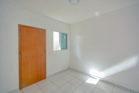 Sala/Cozinha de apartamento para alugar com 1 quarto, 22m² em Parque Grajau, São Paulo