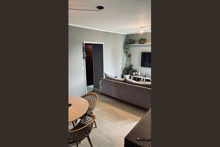 Apartamento para alugar com 65m², 2 quartos e 1 vaga Apartamento para alugar com 65m², 2 quartos e 1 vagaSala