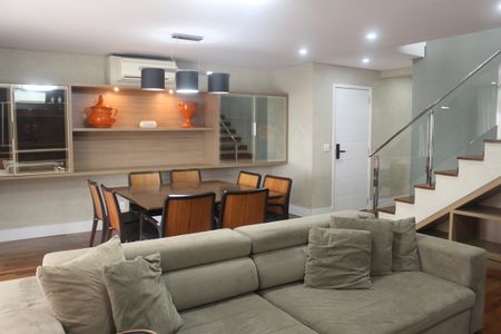 Apartamento para alugar com 316m², 4 quartos e 4 vagasSala