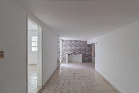 Sala de casa para alugar com 1 quarto, 50m² em Vila Granada, São Paulo