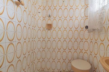 Banheiro de casa para alugar com 1 quarto, 50m² em Vila Granada, São Paulo