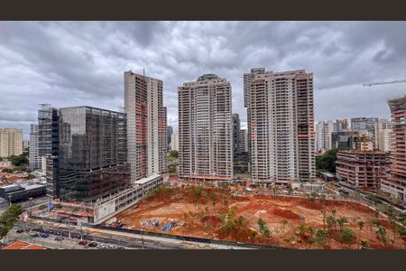 Vista da Sacada de kitnet/studio à venda com 1 quarto, 26m² em Jardim das Acacias, São Paulo