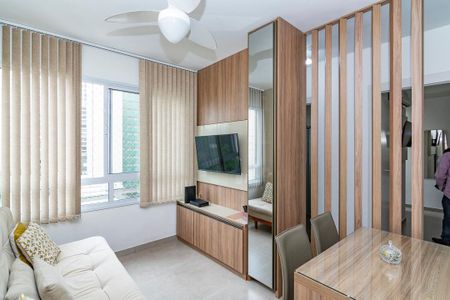 Sala de apartamento para alugar com 2 quartos, 50m² em Centro, Belo Horizonte