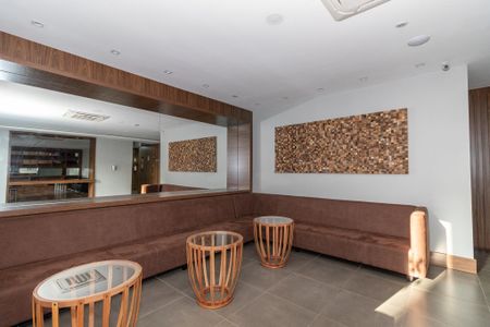 Apartamento à venda com 41m², 1 quarto e 1 vaga Apartamento à venda com 41m², 1 quarto e 1 vagaÁrea comum - Salão de festas