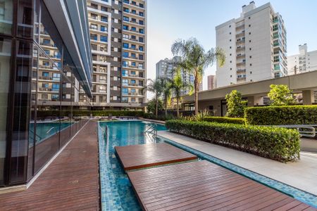 Apartamento à venda com 41m², 1 quarto e 1 vaga Apartamento à venda com 41m², 1 quarto e 1 vagaÁrea comum - Piscina