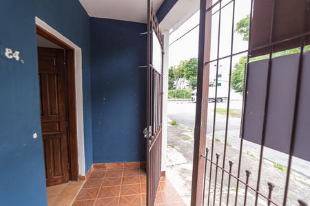 Casa à venda com 64m², 3 quartos e sem vaga Casa à venda com 64m², 3 quartos e sem vagaEntrada