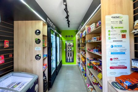 Apartamento para alugar com 42m², 2 quartos e 1 vaga Apartamento para alugar com 42m², 2 quartos e 1 vagaMercado