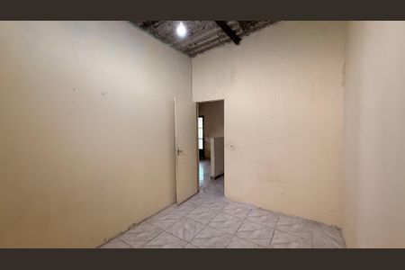 Quarto 01 de casa para alugar com 2 quartos, 30m² em Setor Habitacional Sol Nascente, Brasília