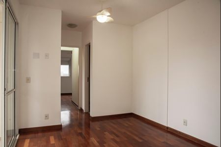 Sala de apartamento à venda com 2 quartos, 56m² em Mirandópolis, São Paulo