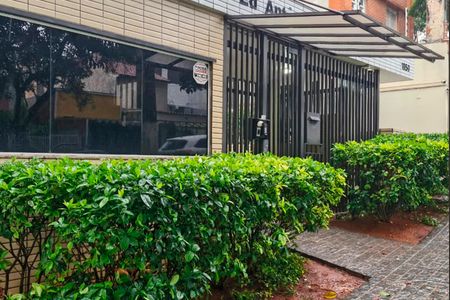 Apartamento à venda com 56m², 2 quartos e 2 vagasFrente