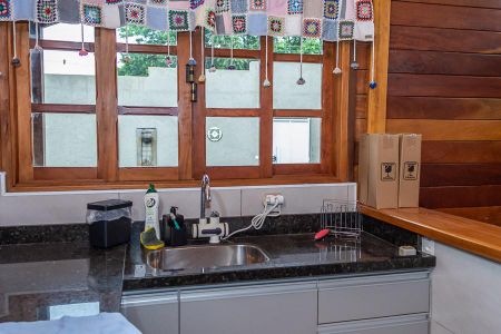 Casa para alugar com 400m², 5 quartos e 15 vagasCasa 2-Cozinha