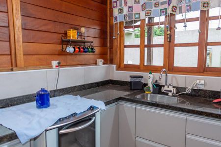 Casa para alugar com 400m², 5 quartos e 15 vagasCasa 2-Cozinha