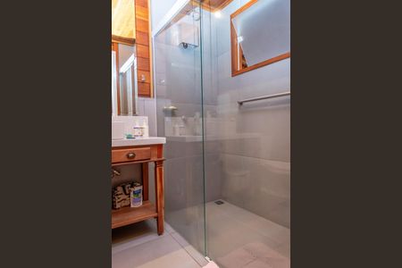 Casa para alugar com 400m², 5 quartos e 15 vagasBanheiro Suíte 1