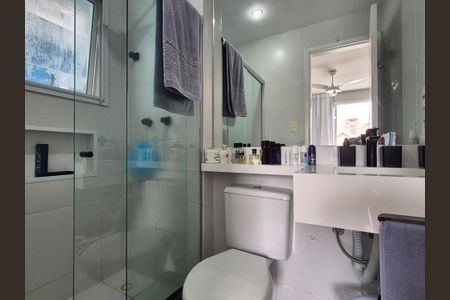 Casa de condomínio à venda com 186m², 5 quartos e 4 vagas Casa de condomínio à venda com 186m², 5 quartos e 4 vagasSuíte 2