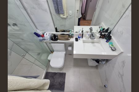 Casa de condomínio à venda com 186m², 5 quartos e 4 vagas Casa de condomínio à venda com 186m², 5 quartos e 4 vagasSuíte