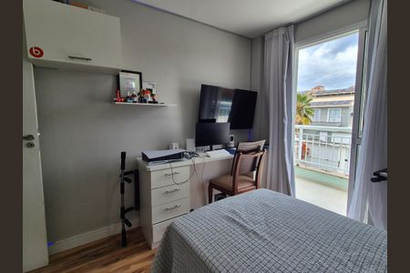 Casa de condomínio à venda com 186m², 5 quartos e 4 vagas Casa de condomínio à venda com 186m², 5 quartos e 4 vagasSuíte 2