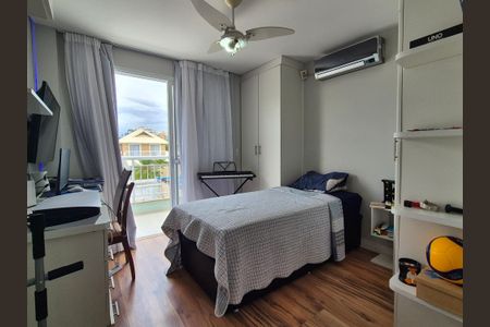 Casa de condomínio à venda com 186m², 5 quartos e 4 vagas Casa de condomínio à venda com 186m², 5 quartos e 4 vagasSuíte 2