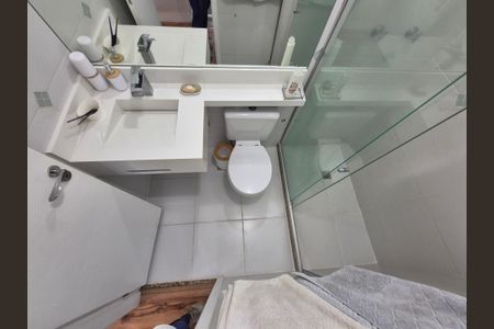 Casa de condomínio à venda com 186m², 5 quartos e 4 vagas Casa de condomínio à venda com 186m², 5 quartos e 4 vagasBanheiro Social