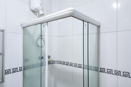 Banheiro  de apartamento à venda com 1 quarto, 34m² em Centro, Rio de Janeiro