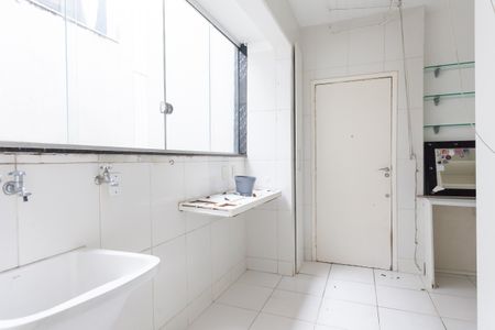 Apartamento à venda com 120m², 3 quartos e 1 vaga Apartamento à venda com 120m², 3 quartos e 1 vagaÁrea de Serviço