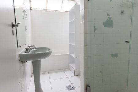 Apartamento à venda com 120m², 3 quartos e 1 vaga Apartamento à venda com 120m², 3 quartos e 1 vagaBanheiro Social