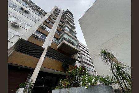 Apartamento à venda com 120m², 3 quartos e 2 vagasFachada