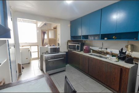 Apartamento à venda com 120m², 3 quartos e 2 vagasCozinha