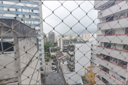 Apartamento à venda com 120m², 3 quartos e 2 vagasQuarto 2