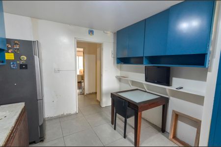 Apartamento à venda com 120m², 3 quartos e 2 vagasCozinha