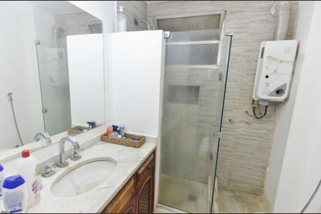 Apartamento à venda com 120m², 3 quartos e 2 vagasBanheiro da Suíte