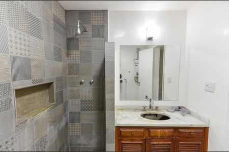 Apartamento à venda com 120m², 3 quartos e 2 vagasBanheiro 1