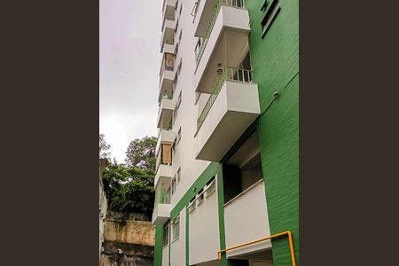 Apartamento para alugar com 66m², 2 quartos e 1 vaga Apartamento para alugar com 66m², 2 quartos e 1 vagaFachada